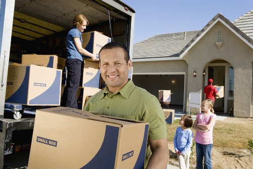 Local man and van service for residential and commercial moves in Hackney