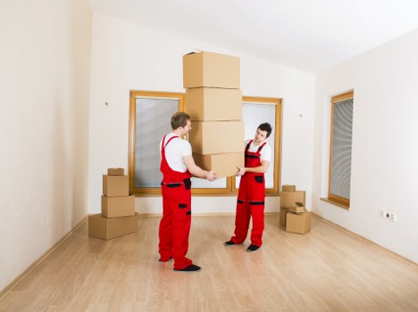 Packing and transport preparation for a local Hackney move
